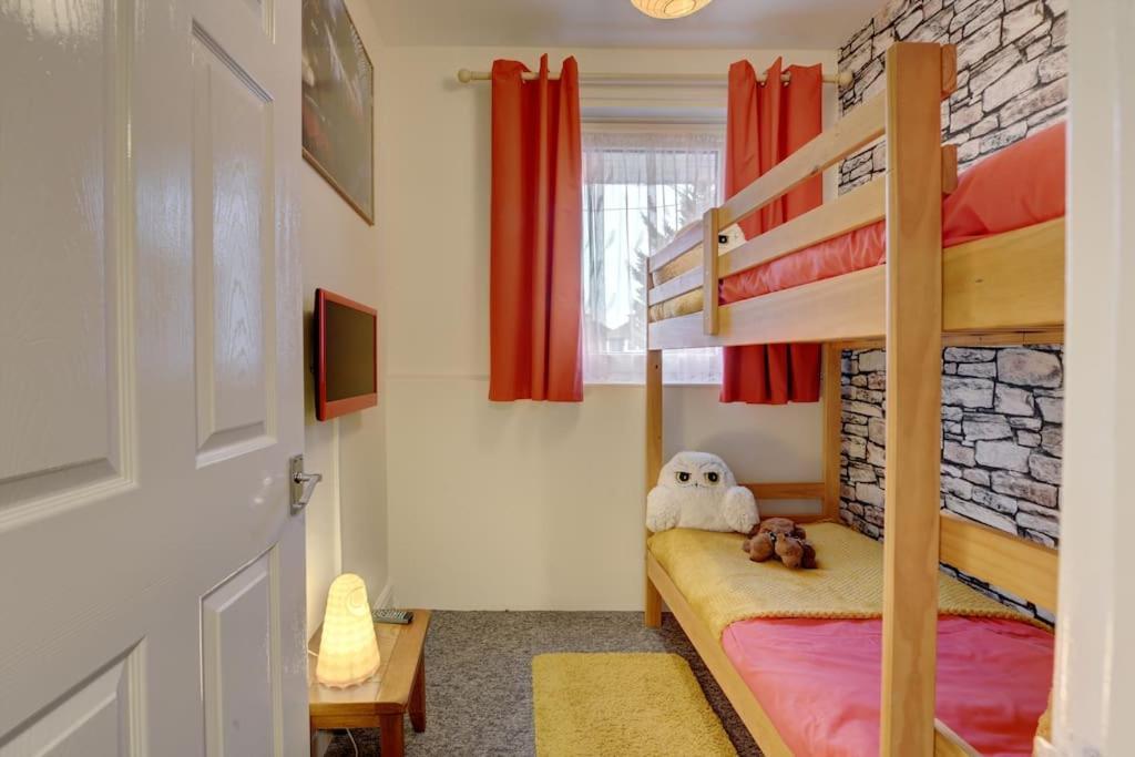 Appartamento Hagrid'S Hut Watford  Esterno foto