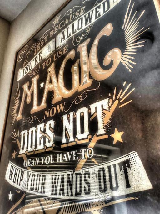 Appartamento Hagrid'S Hut Watford  Esterno foto
